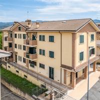 Gallicano nel lazio: appartamento centrale