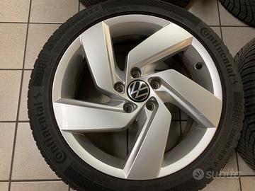 Cerchi in lega 17 originali golf 8 gti con gomme