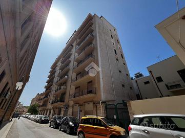 4 LOCALI A MAZARA DEL VALLO