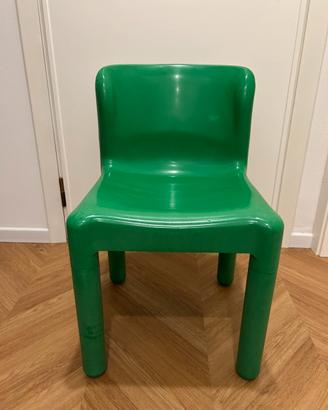 Sedia Kartell 4875 di Carlo Bartoli