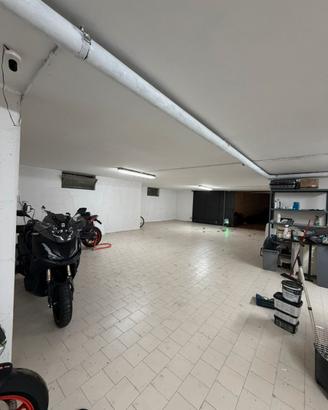 Garage / Magazzino 130 mq carrabile