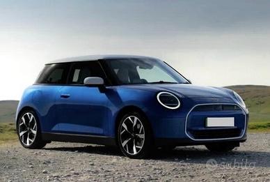Mini Cooper E Favoured - elettrica 184 CV