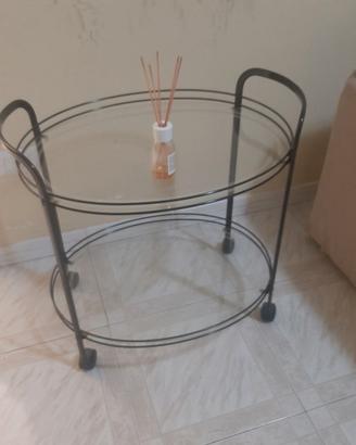 Tavolino in vetro con rotelle