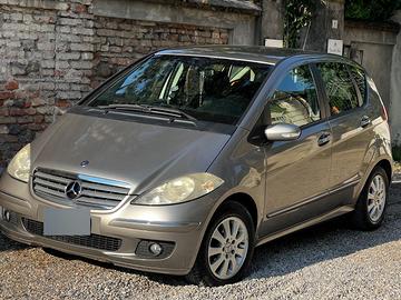 Urgenza  Mercedes-benz