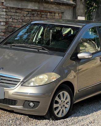 Urgenza  Mercedes-benz