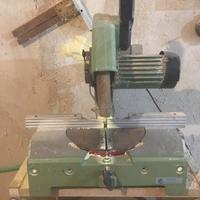 Troncatrice per legno