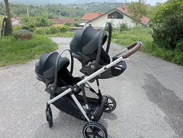 passeggino gemellare