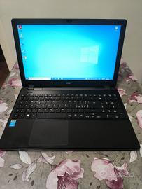 Notebook Acer i3, 8GB RAM, SSD 120 GB 