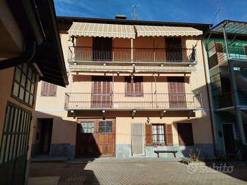 Casa indipendente in centro paese