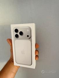 iPhone 17 PRO 256 Pari Nuovo