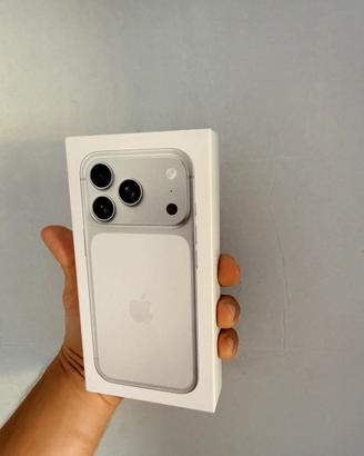 iPhone 17 PRO 256 Pari Nuovo