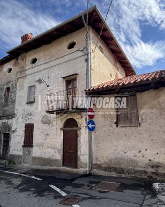 Rustico a Cuceglio Via Umberto I 4 locali