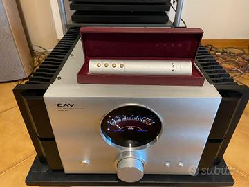 Amplificatore integrato CAV A12
