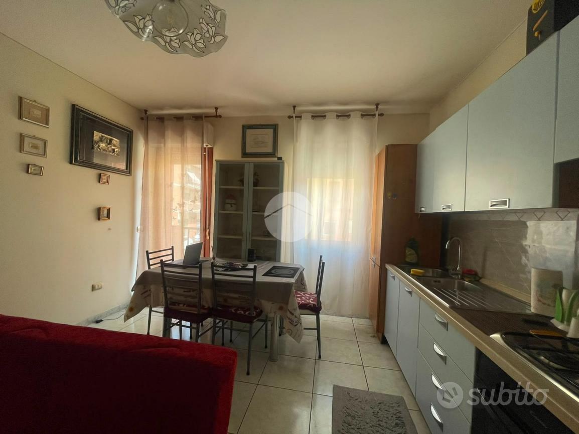 Apartment in Cagliari, Is Mirrionis - Vista 4