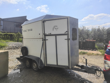 Trailer trasporto cavalli