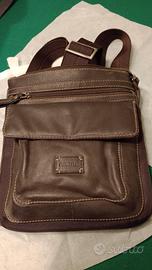 borsello uomo con tracolla