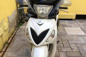 Scooter suzuki