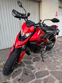 Hypermotard 950