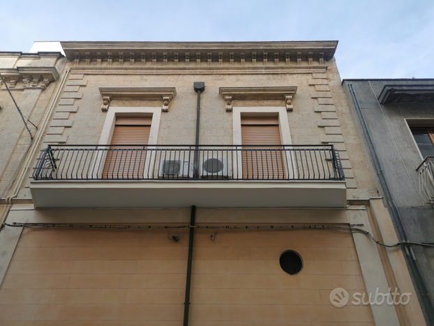 ,Luminosa casa al centro a san vito dei normanni