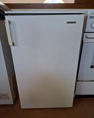 Frigo e cucina da campeggio