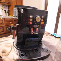 de longhi Magnifica S