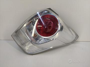 Fanale post dx TOYOTA VERSO '09