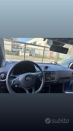 Volskwagen Up 2017