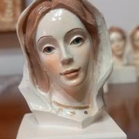 Madonna col velo bustino