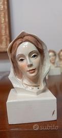 Madonna col velo bustino