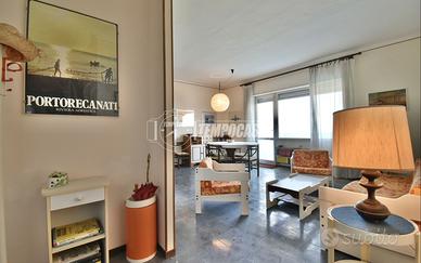 APPARTAMENTO PANORAMICO IN PALAZZINA RISRTUTTURATA