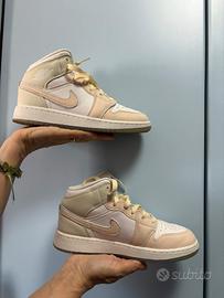 Air Jordan 1 Mid SE White Guava Ice