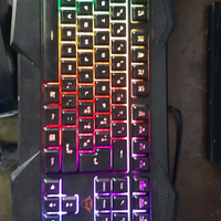 tastiera illuminata più mouse wireless