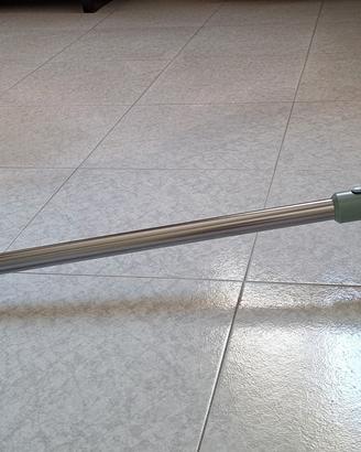 De Longhi Scopa elettrica senza filo