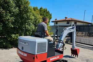 E247- Escavatore Baraldi 102/B