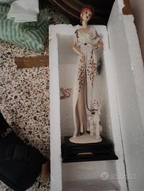 statua valentino 