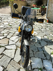 Royal enfield Himalayan scram 411 . CF moto 450