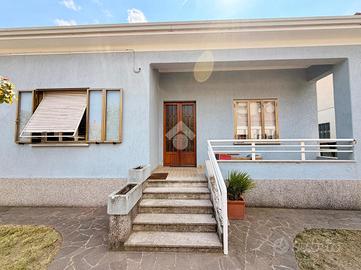 VILLA SINGOLA A MONFALCONE