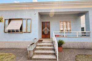 VILLA SINGOLA A MONFALCONE