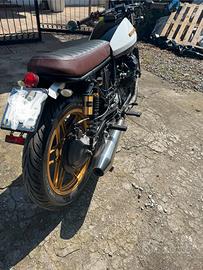 Moto guzzi v35 del 1979