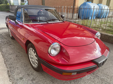 Alfa romeo spider 3^ serie quadrifoglio verde