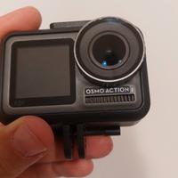 DJI OSMO ACTION CAM + 3 BATTERIE  E VARI ATTACCHI 