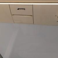 Lavastoviglie 12 posti Smeg