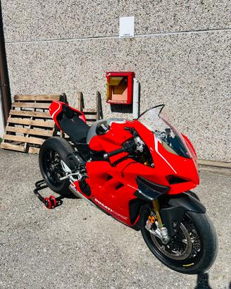 Ducati panigale v4r