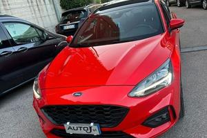 FORD FOCUS SW ST-LINE