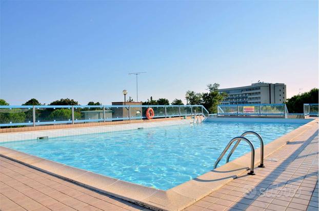 Appartamento 1 camera da letto e piscina a Pineda