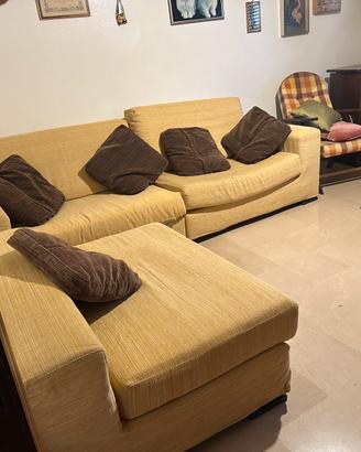 Divano tre sedute con chaiselongue  (penisola)