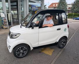 Mini car senza patente