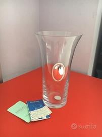 Vaso in vetro con placca d'argento