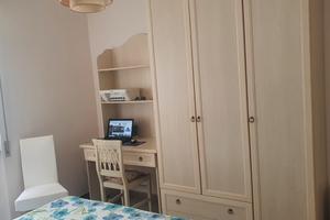 1 (UNA) camera matrimoniale a studentessa-Pescara