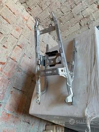 Telaietto posteriore per moto